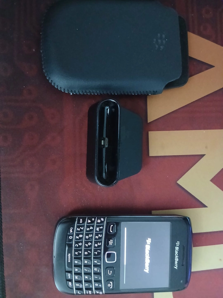 블랙베리 9790 bold 이미지
