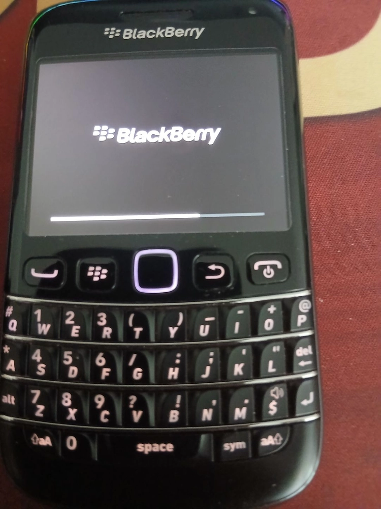 블랙베리 9790 bold 이미지