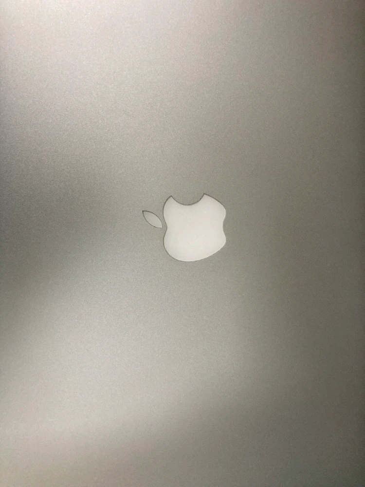 애플 맥북에어 13인치 i5, 8GB RAM, 256GB SSD 이미지