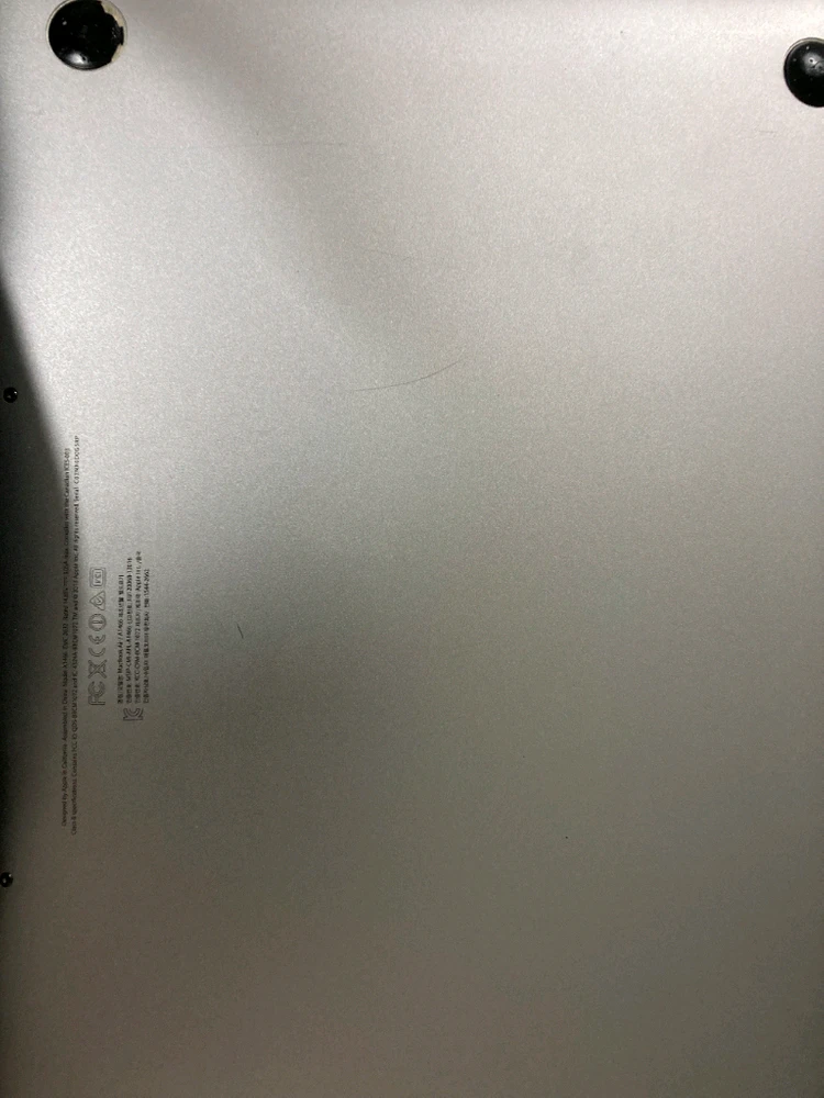 애플 맥북에어 13인치 i5, 8GB RAM, 256GB SSD 이미지