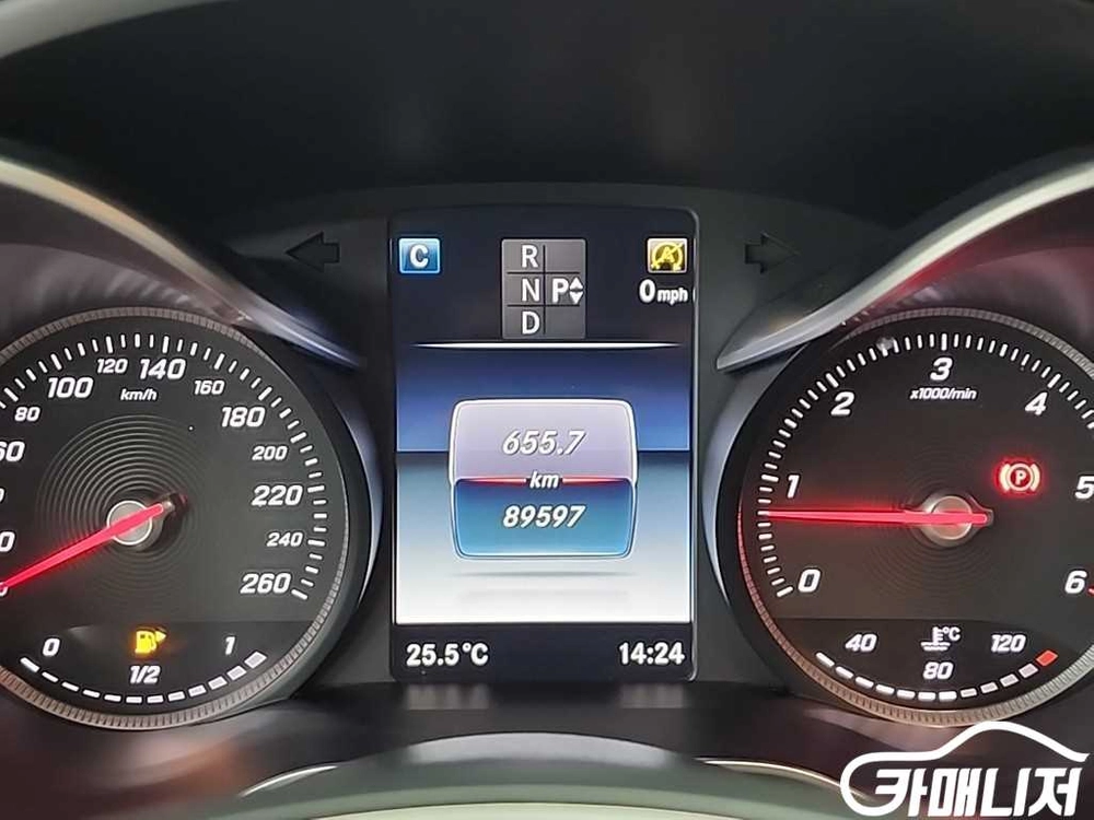 [벤츠]C클래스 W205 C200 (5인승) 이미지