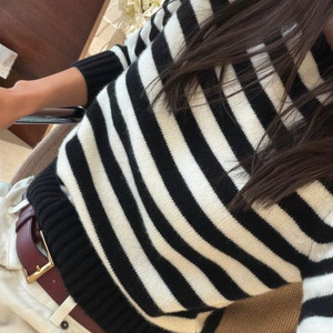 식스앤어하프 스트라이프 니트 S사이즈 CREW NECK SWEATER - STRIPE 이미지
