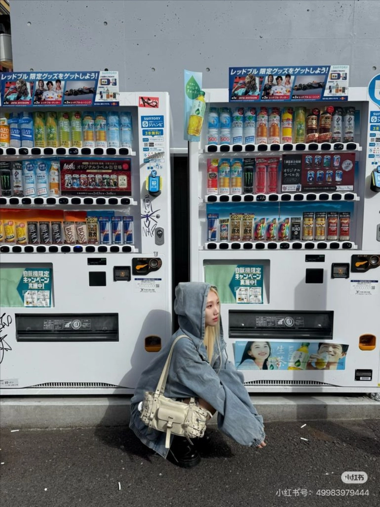 다이닛 deinet 기관차 가방 살구색 이미지