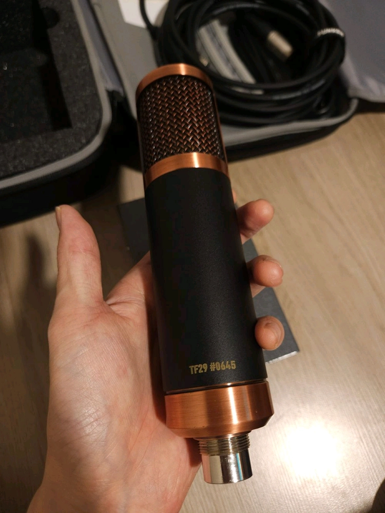 텔레풍켄 tf29 진공관 마이크 팝니다 이미지
