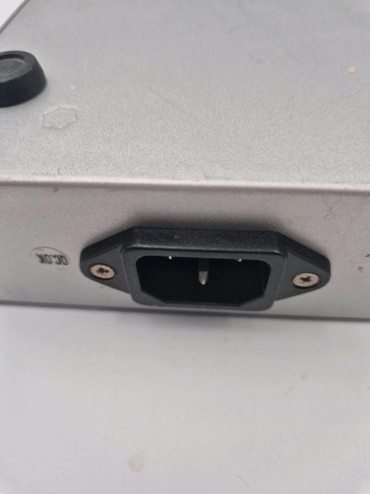 ZIO FSB2450SW V 24포트 스위치허브 전원확인 이미지