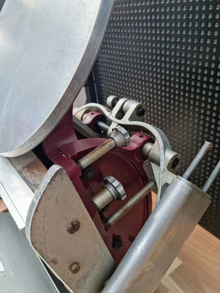 adana 8X5 레터프레스기계 이미지