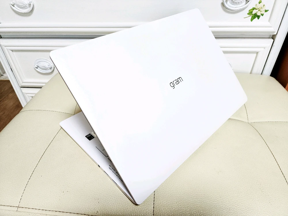 LG 그램 초!고사양 17인치 쿼드 코어 i7 순정 윈11 풀셋트 이미지