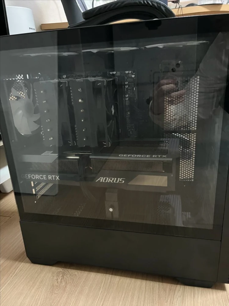 4070ti 7800x3d ddr5 16x2 게이밍 작업용 컴퓨터 이미지