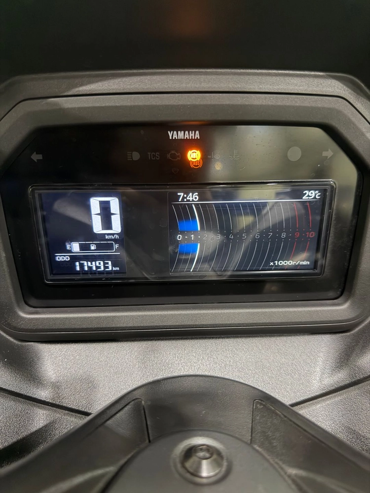 야마하 xmax300 25년식 1만7천키로 배달셋팅 저렴하게 판매합니다 이미지