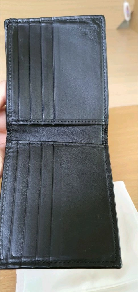 구찌 스네이크 반지갑/지갑 정품A급(감정O)구찌프라다루이비통디올고야드샤넬셀린느보테가생로랑발렌시아가버버리가방 이미지