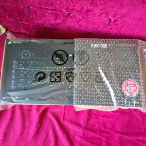 커세어 K100 RGB MX SPEED 은축 키보드 이미지