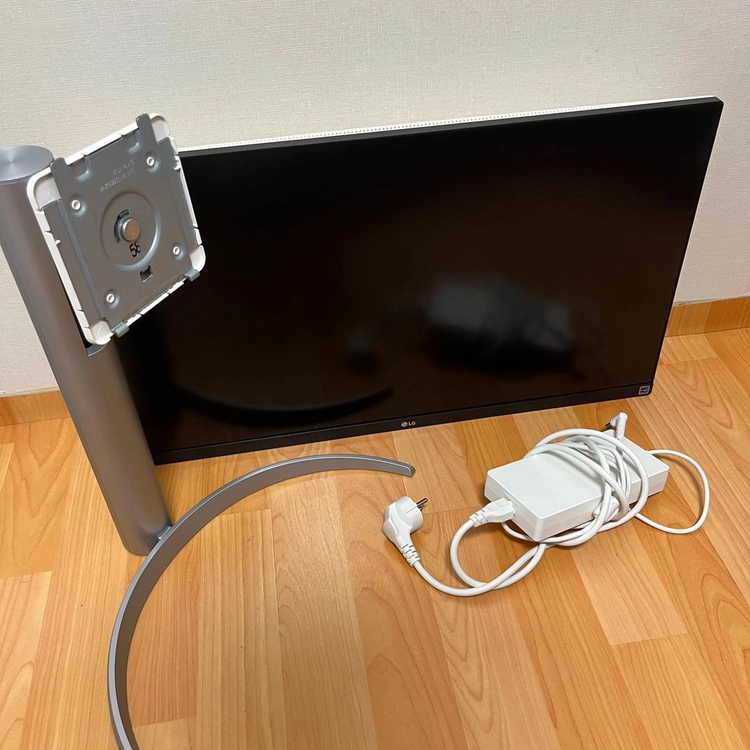 lg 4k uhd 27up850 모니터 엘지 맥북 - 안심되는 중고거래