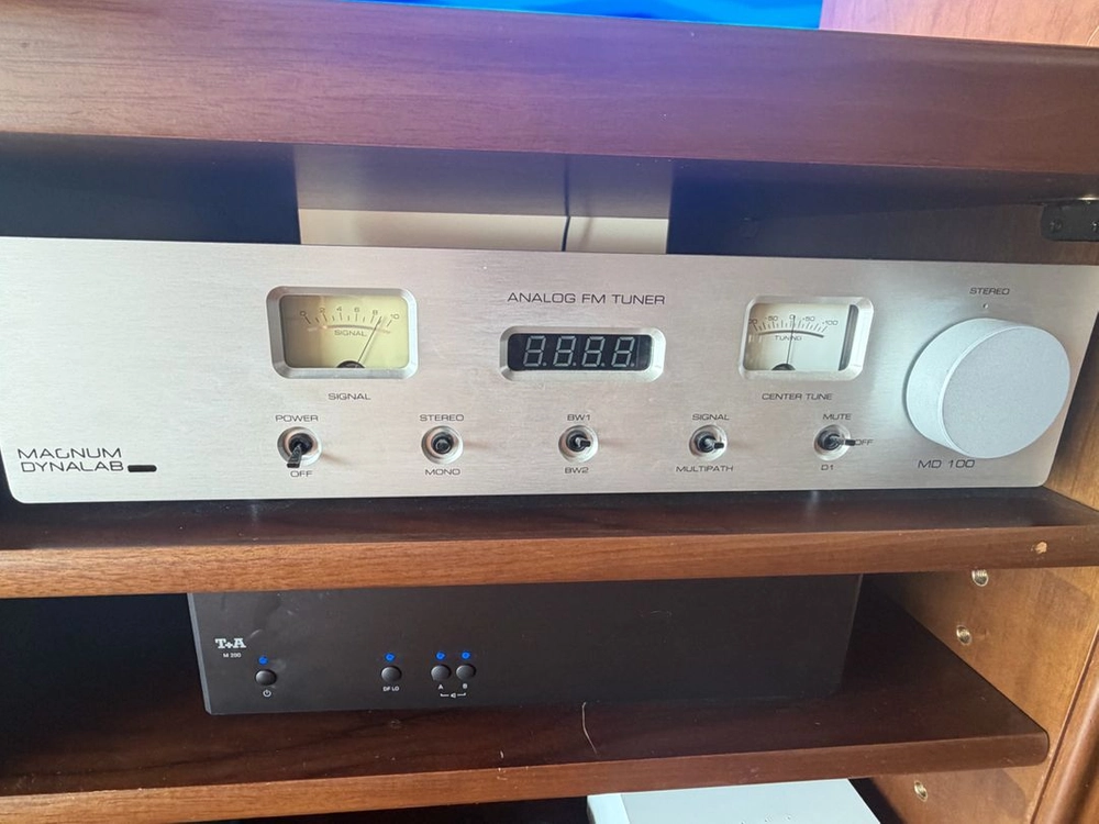 매그넘 다이나랩 MD100 FM 튜너 이미지