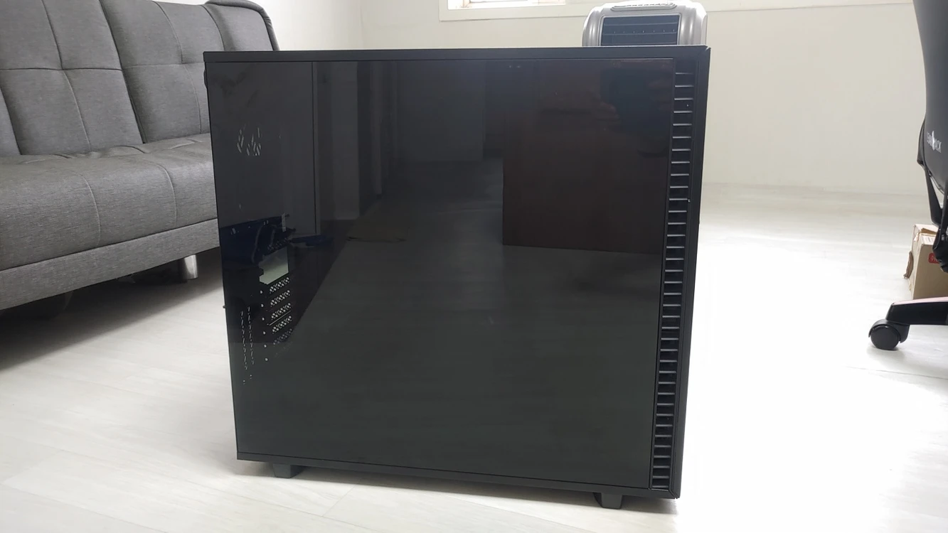 Fractal 빅타워 케이스+파워 1050w 플레티넘 이미지