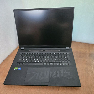 부산) GIGABYTE AORUS MASTER 18 BZHC6 최고사양 노트북