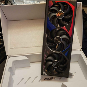 rtx4090 strix 방열판 이미지