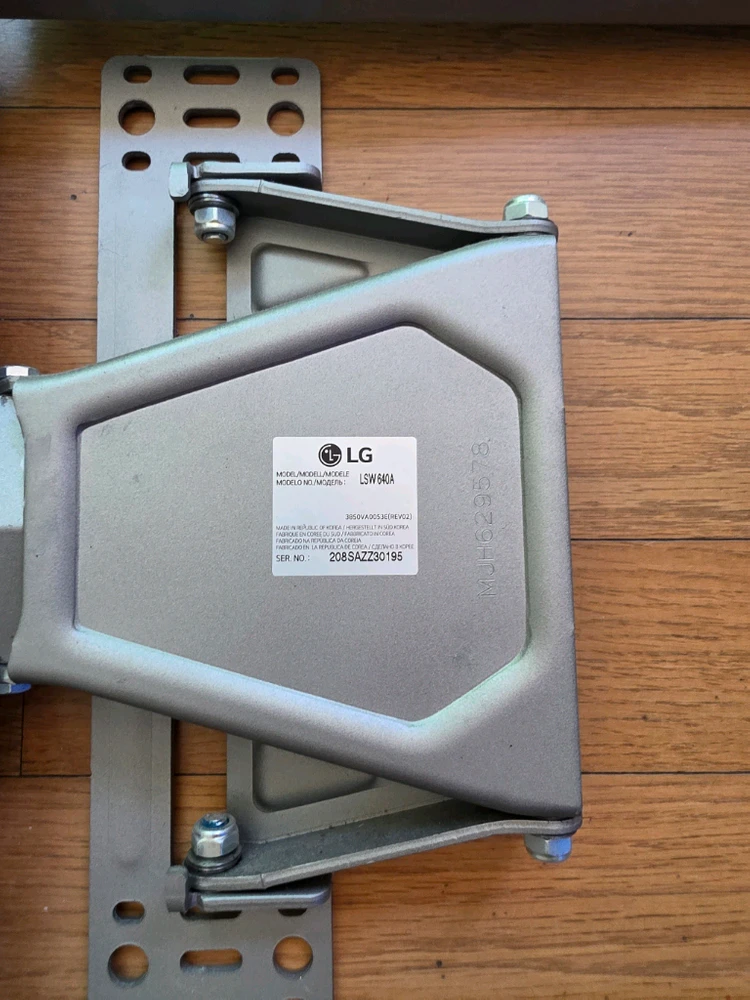 lg 정품 벽걸이 tv 브라켓 lsw640a 팝니다. 이미지