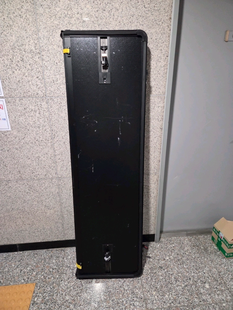 렉스턴스포츠 맥그램 3단 폴딩 하드 커버 보쉬 에어필터 A2910 쌍용 코란도 투리스모 코린도 스포츠 렉스턴스포츠 이미지
