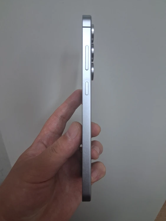 [62만]갤럭시 S25FE 네이비 256GB 새상품급 판매합니다 이미지
