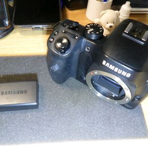 삼성 NX EV-NX30 삼성전자 미러리스 카메라. 이미지