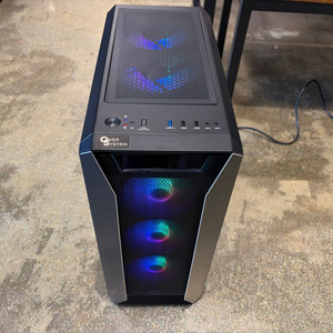 i7-10700 데스크탑 본체 팝니다(RTX3070,16G,SSD512G) 이미지