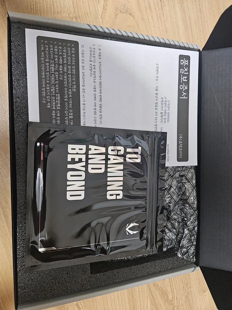 산지 한달도 안된 ZOTAC 5060TI 그래픽카드 판매합니다. 이미지