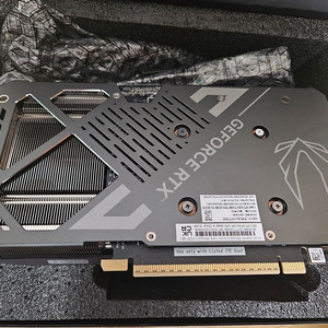 산지 한달도 안된 ZOTAC 5060TI 그래픽카드 판매합니다. 이미지