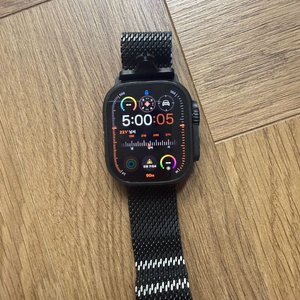 애플워치2 울트라 티타늄블랙 49mm 이미지