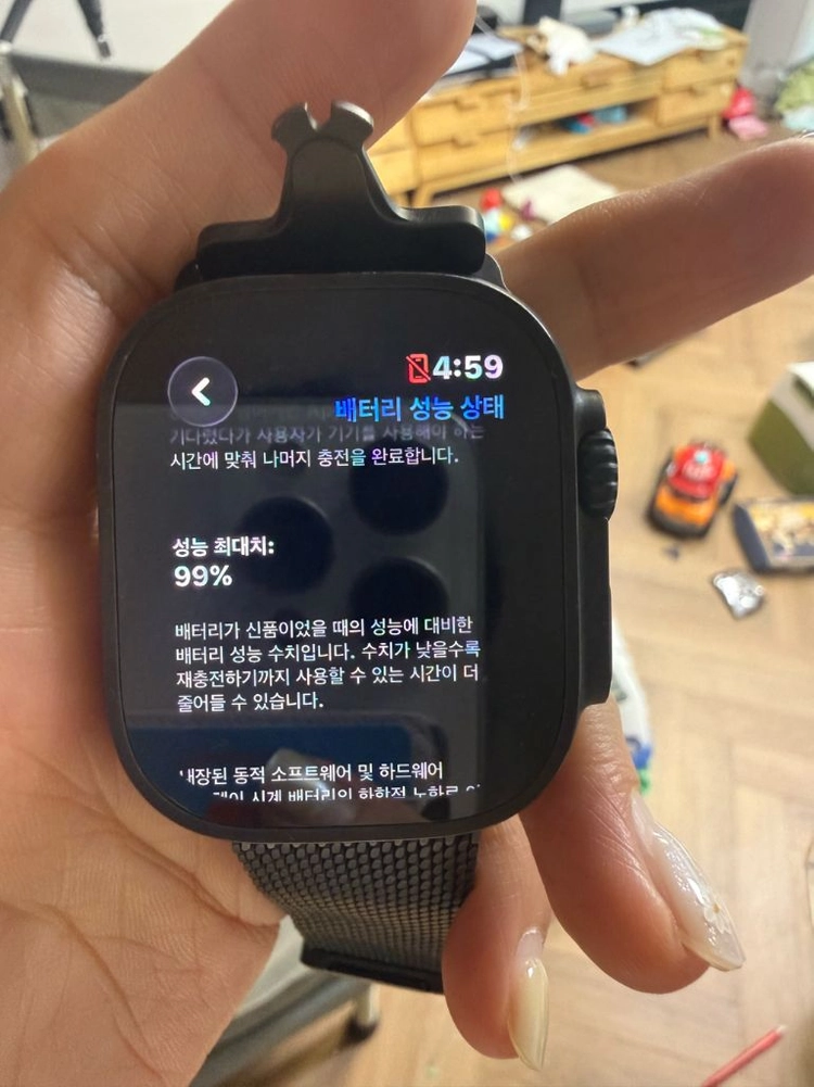 애플워치2 울트라 티타늄블랙 49mm 이미지
