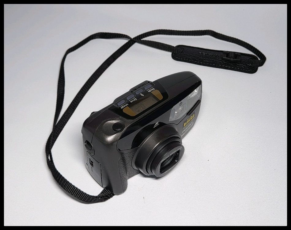 PENTAX ZOOM 280P. 필카. 컴팩트 카메라 상 수상. 이미지