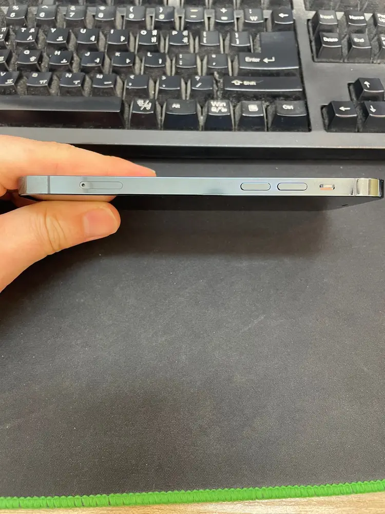 아이폰12프로 블루 256GB 가성비좋은 중고30만2천팝니다. 이미지