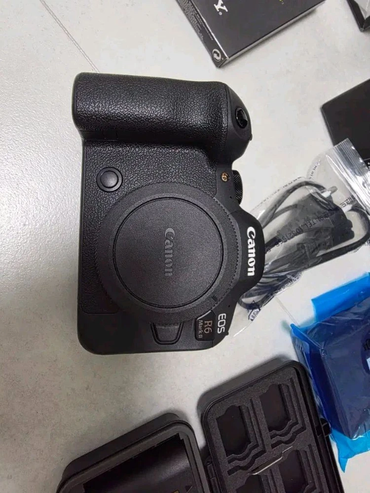 캐논 EOS R6 Mark II 풀박스 이미지