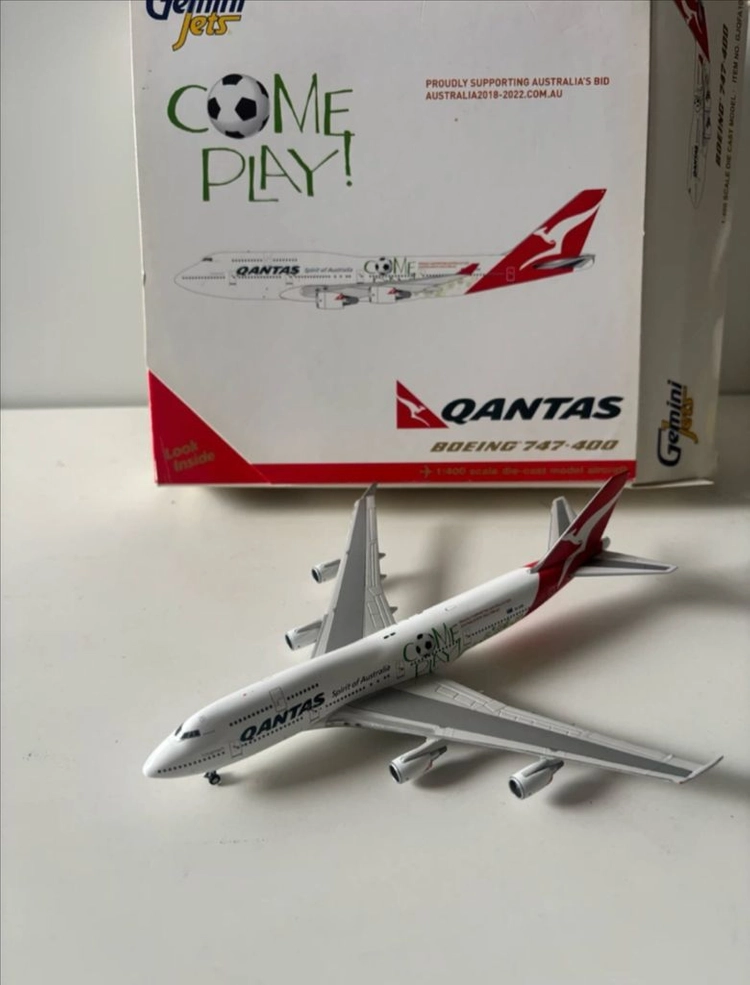 [희귀/한정판] 제미니젯 콴타스항공 B747-400 1:400 다이캐스트 (박스 포함) 이미지