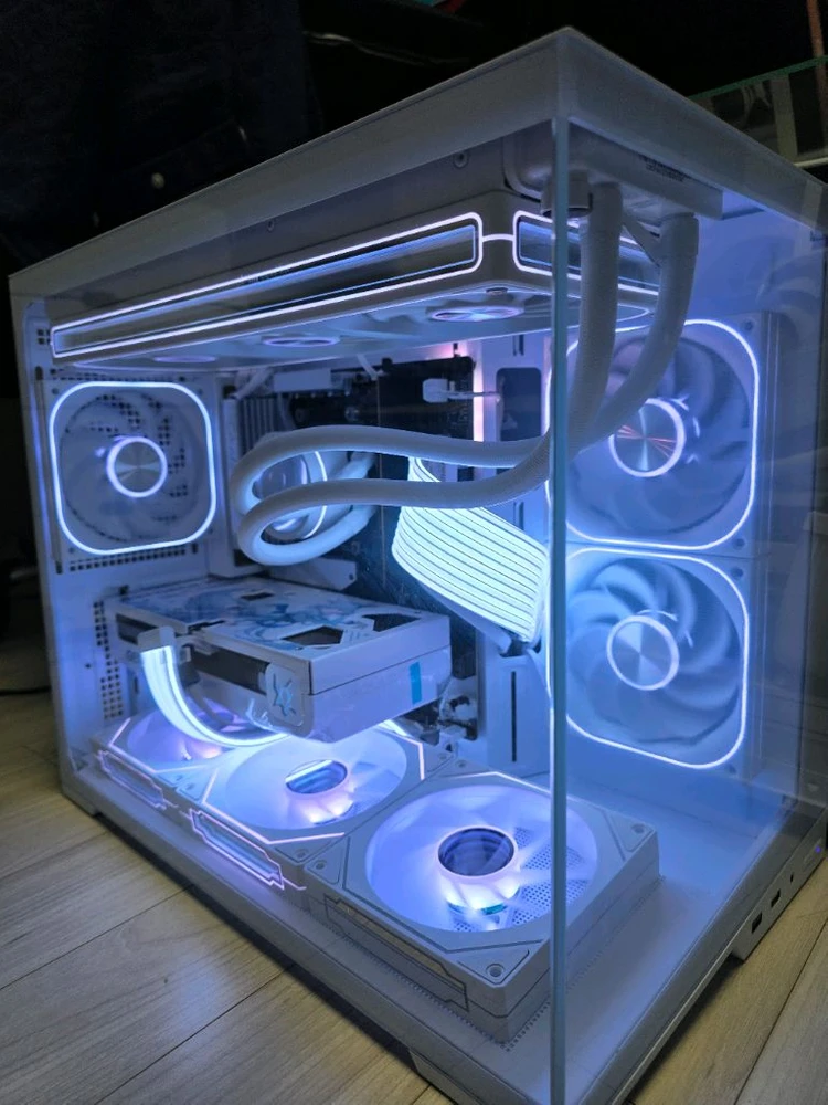라이젠5 9600X RTX5060TI 화이트 신품PC 이미지