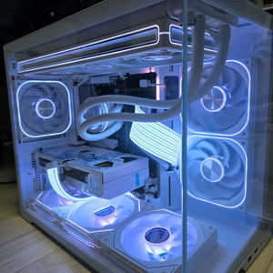 라이젠5 9600X RTX5060TI 화이트 신품PC 이미지