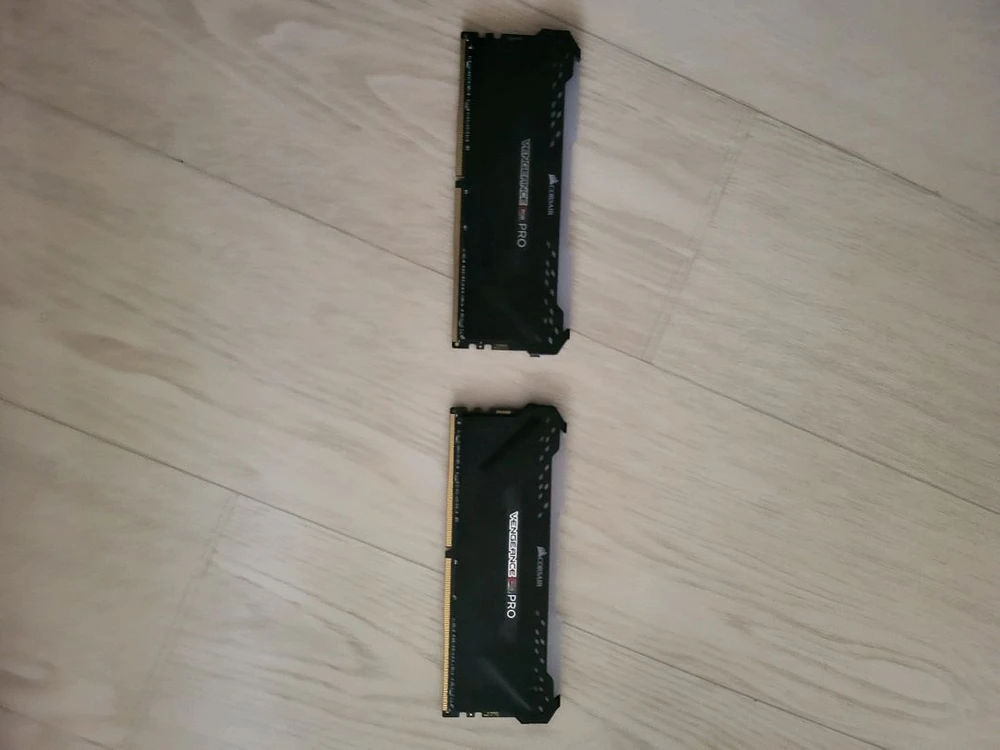 커세어 벤젠스 프로 DDR4 3200MHz 16GBx2 (32GB) - 안심되는 중고거래