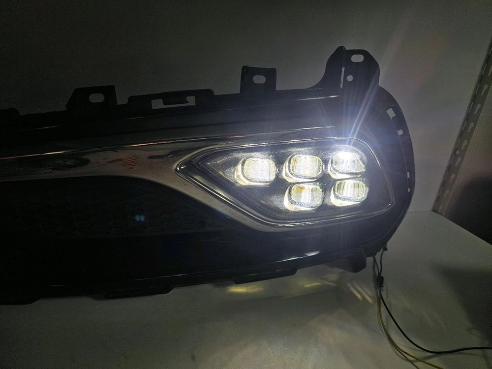 그랜저 HG 후기형 2015년 운전석 LED 안개등 92201-3V600 커버포함 이미지