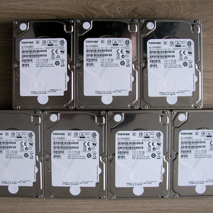 토시바 2.5" 600GB 하드디스크 7개 일괄 이미지