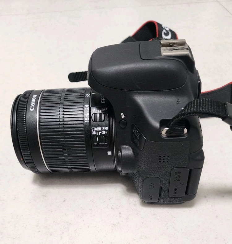 캐논 EOS 750D DSLR 카메라 A급 이미지