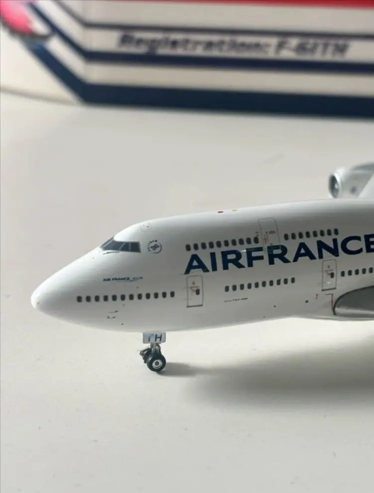 [개인소장] 에어프랑스 B747-400 다이캐스트 1:400 모형 분양합니다 이미지