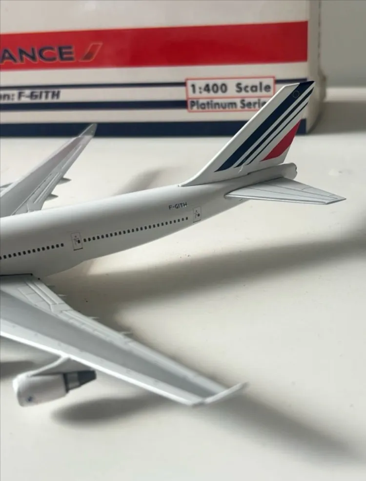 [개인소장] 에어프랑스 B747-400 다이캐스트 1:400 모형 분양합니다 이미지