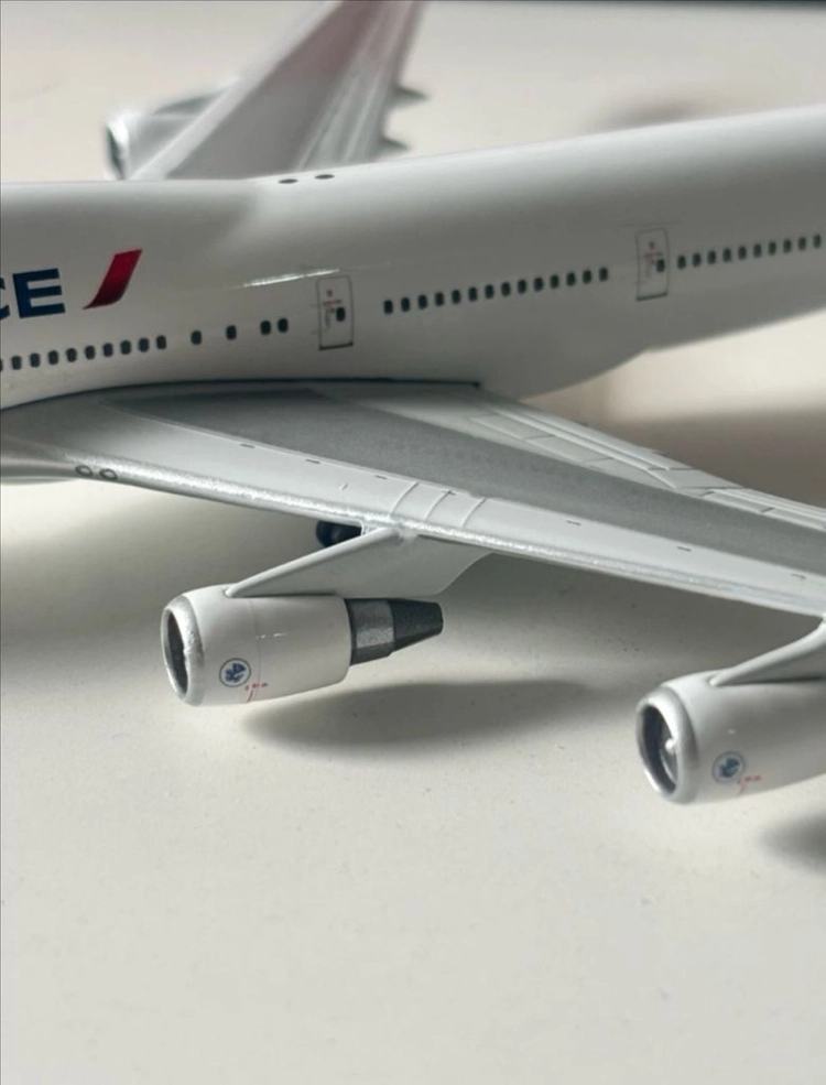 [개인소장] 에어프랑스 B747-400 다이캐스트 1:400 모형 분양합니다 이미지