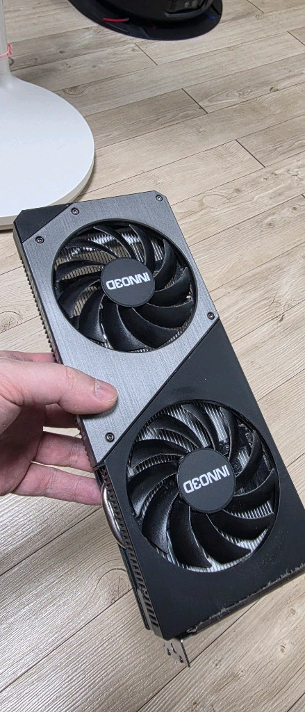 INNO3D 지포스 RTX 4060 D6 8GB Twin X. 팝니다. 이미지