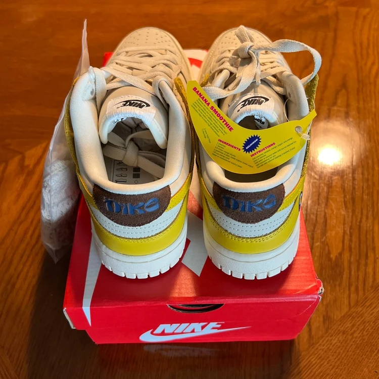 나이키 덩크 LX 바나나 240 사이즈 새제품 Nike DR5487-100 스니커즈 운동화 신발 이미지