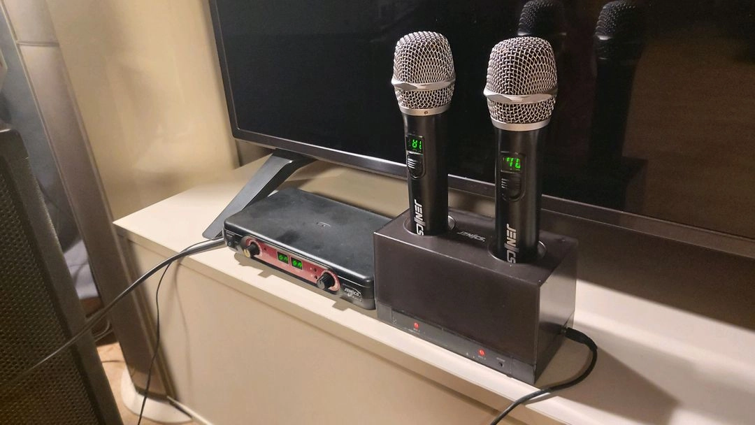 JENICS 듀얼 무선마이크 세트 판매합니다 이미지