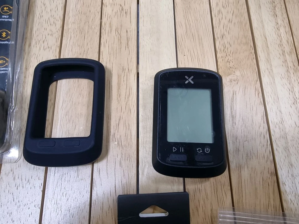 XOSS 자전거 GPS 속도계 / 전조등 / 후미등 / 센서 패키지 이미지
