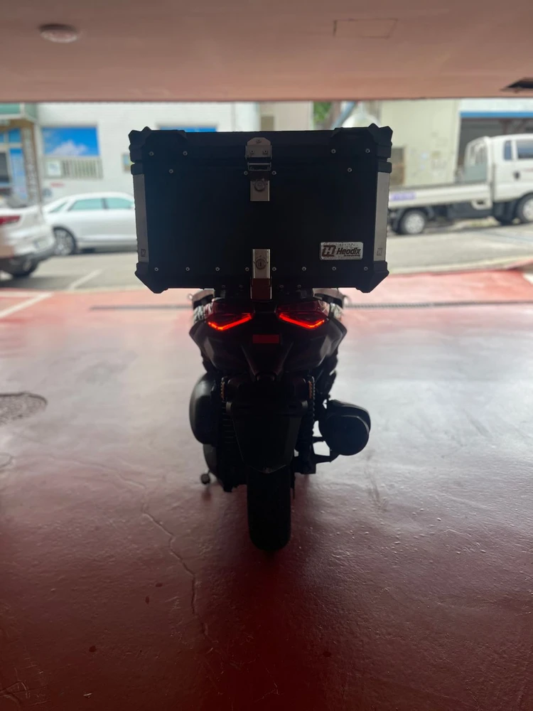 xmax300 25년식 5만Km 알탑셋팅 저렴하게 판매합니다 이미지