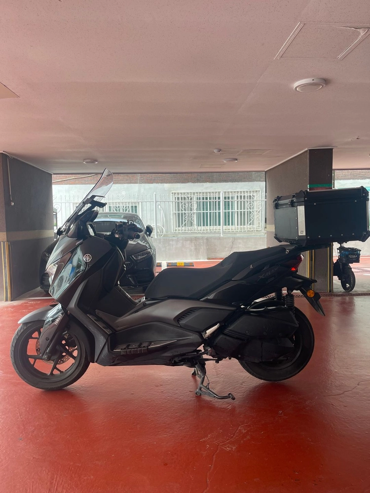 xmax300 25년식 5만Km 알탑셋팅 저렴하게 판매합니다 이미지