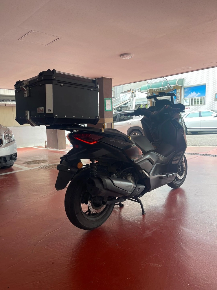 xmax300 25년식 5만Km 알탑셋팅 저렴하게 판매합니다 이미지
