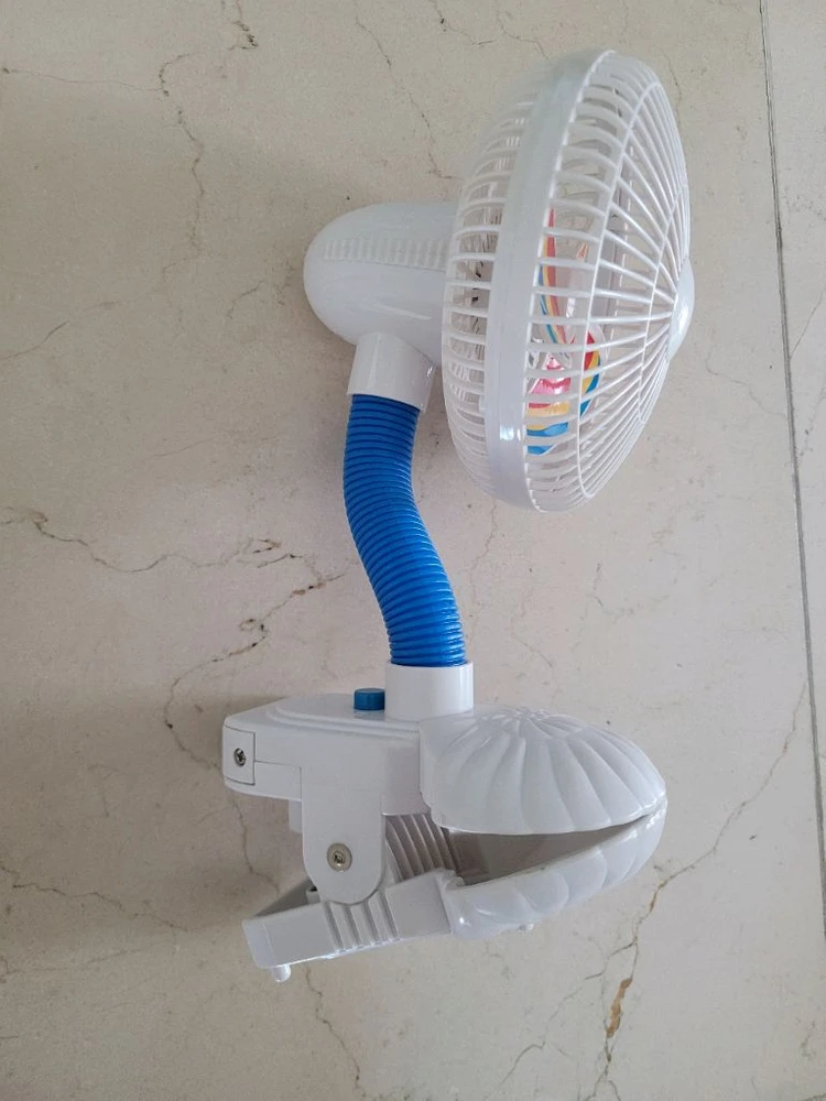 클립형 무선 선풍기 이미지